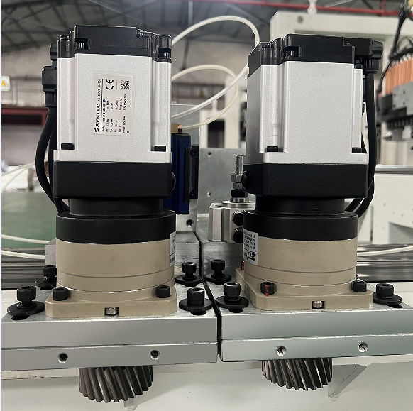 HUAHUA SKH-612HT Automatic Six Sides CNC Drilling Machine