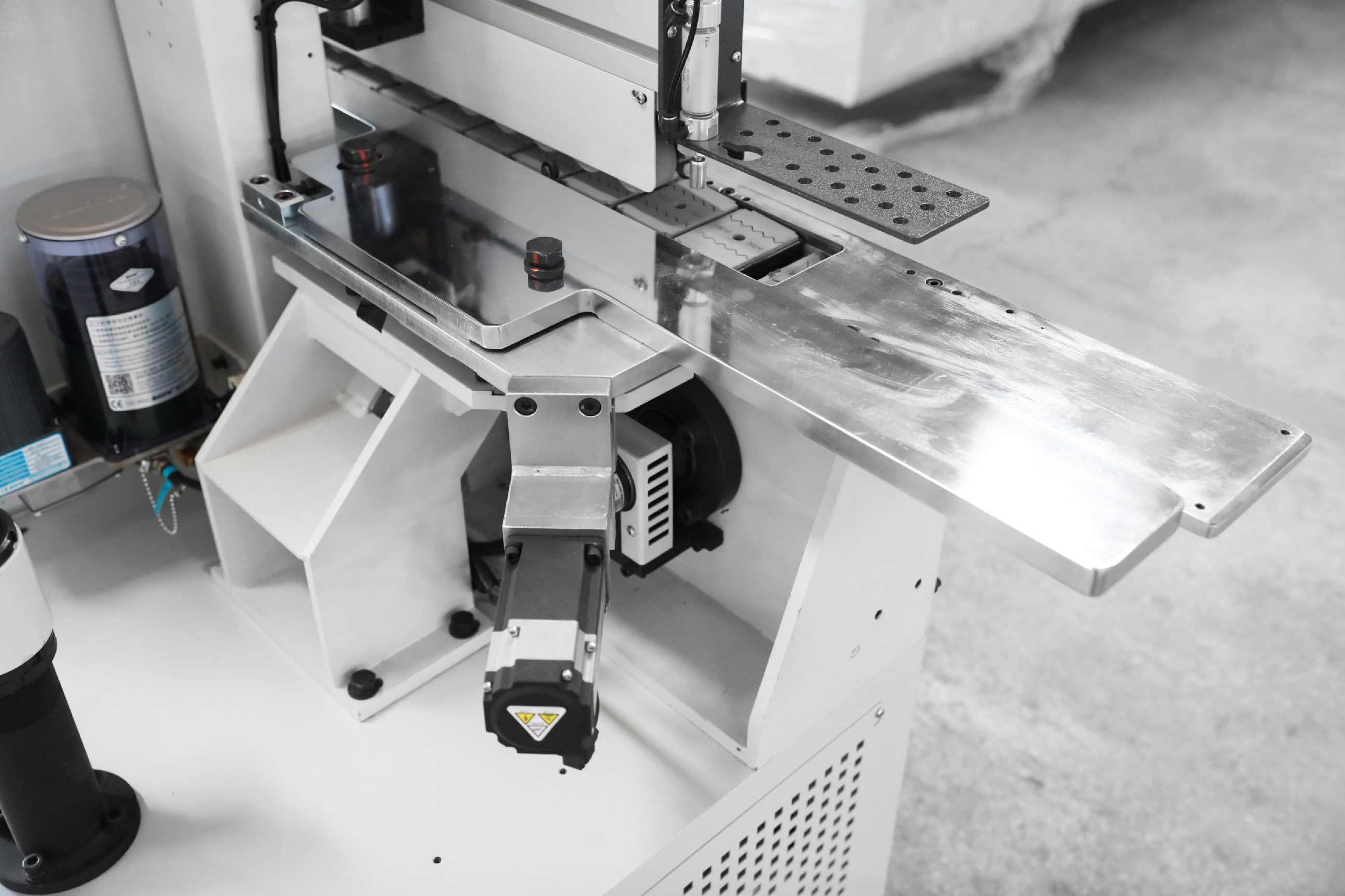 servo edge banding machine