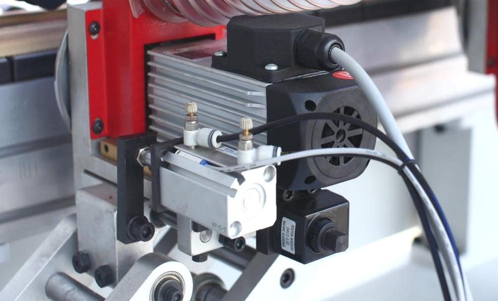 wood edging machine